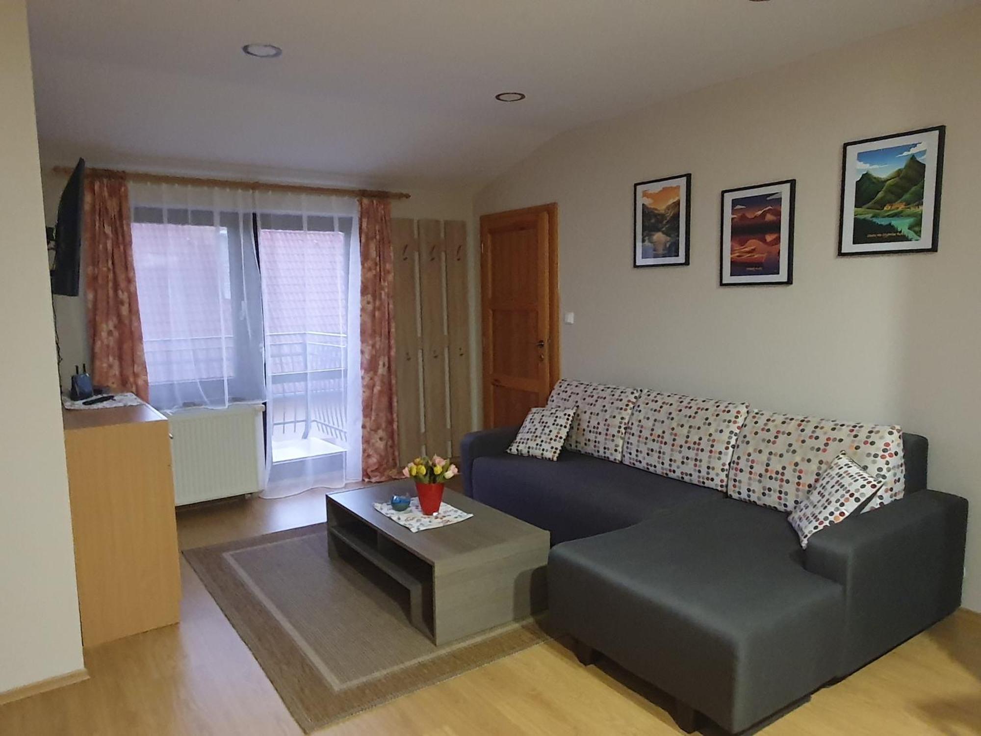 Privat Bartky Apartment Vrbov Exterior photo