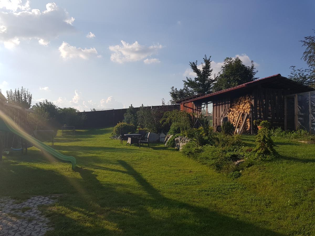 Privat Bartky Apartment Vrbov Exterior photo